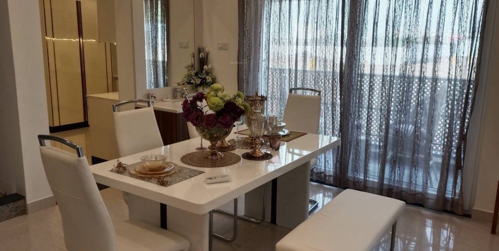 Silicon Valley Dining Area