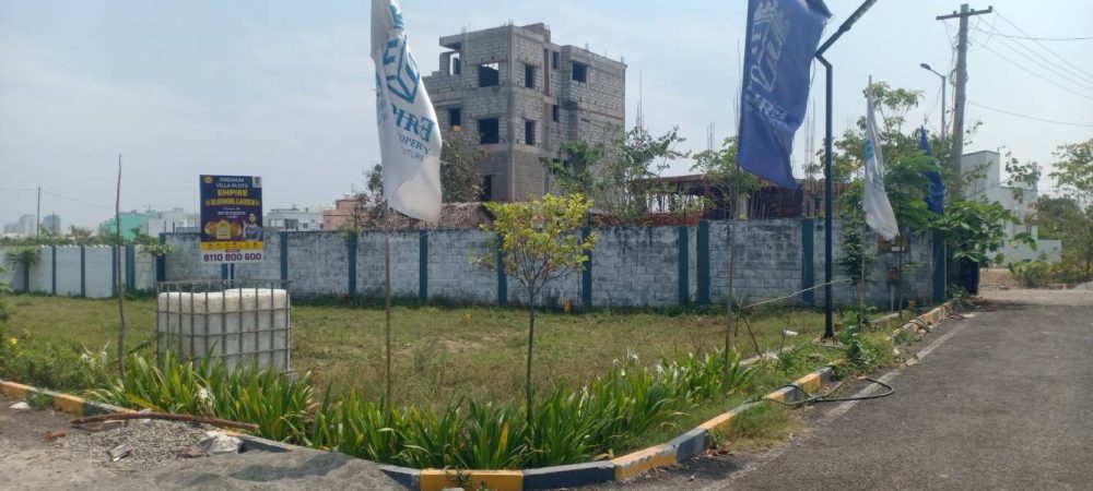 blooming garden plot 14