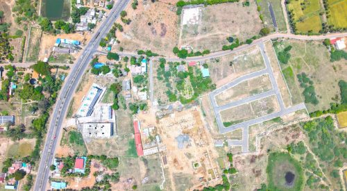 royal-c-plot-178910965